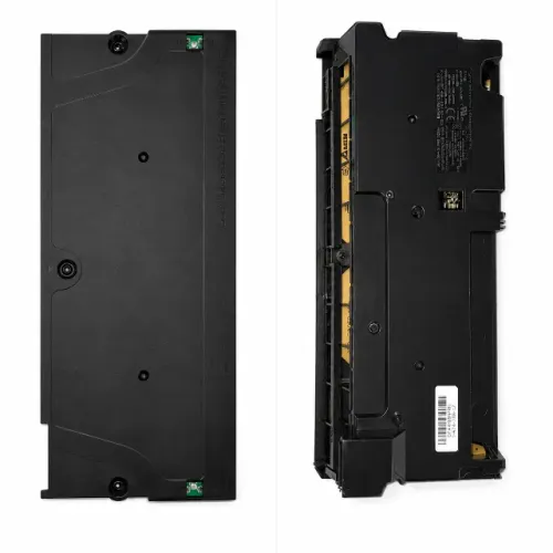 Fonte original de PlayStation 4 Pro modelo ADP-300FR