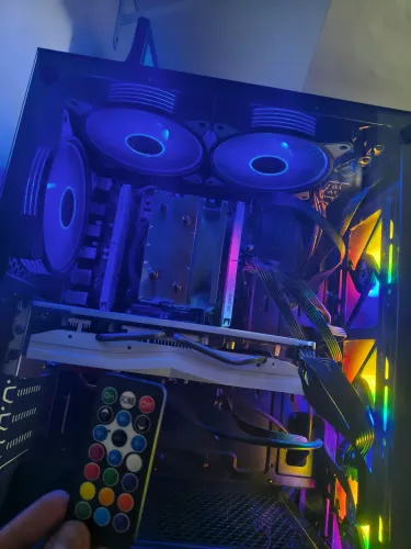 Pc gamer kit xeon roda tudo RTX 580