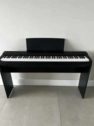 Piano Digital Yamaha P-125a Com Móvel