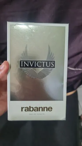 Vendo perfume original importado lacrado