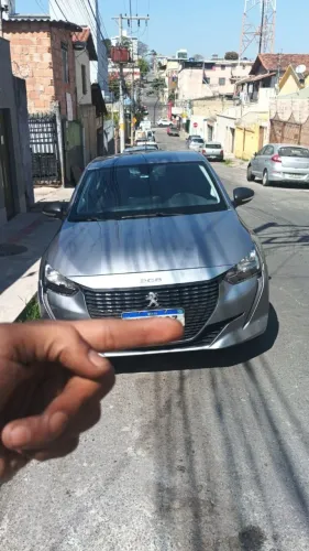 Peugeot 208 Like 1.0 Flex 6V 5P Mec. 2023