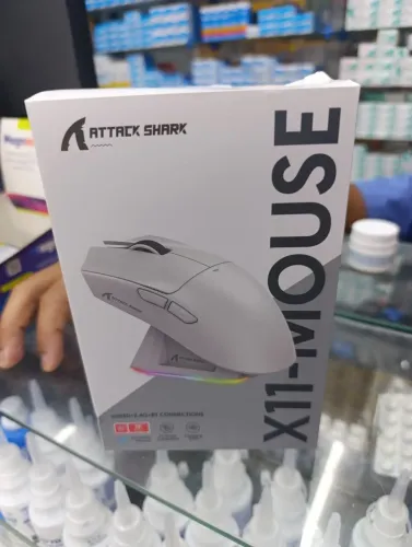 Mouse Gamer sem Fio Attack Shark X11 com Base de Carregamento Magnético RGB