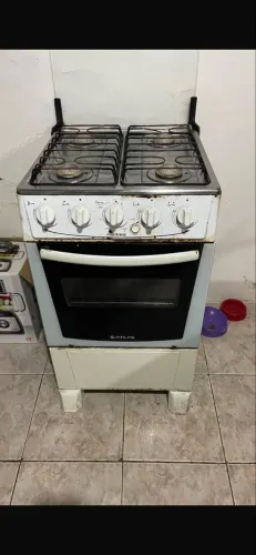 VENDO FOGÃO 4 BOCAS