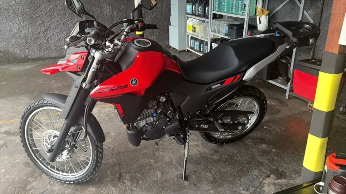 VENDO LANDER NOVA  2025 PRA PESSOAS EXIGENTES.