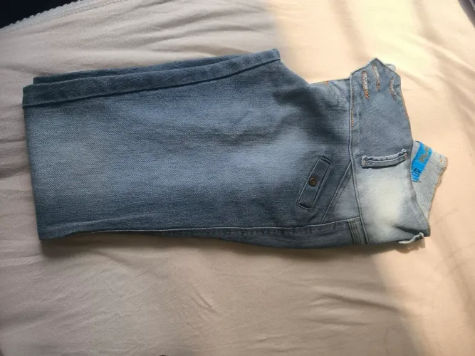 Calça jeans cinza tamanho 40