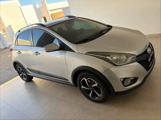 Hyundai HB20X Style 1.6 Flex 16V Aut. 2015