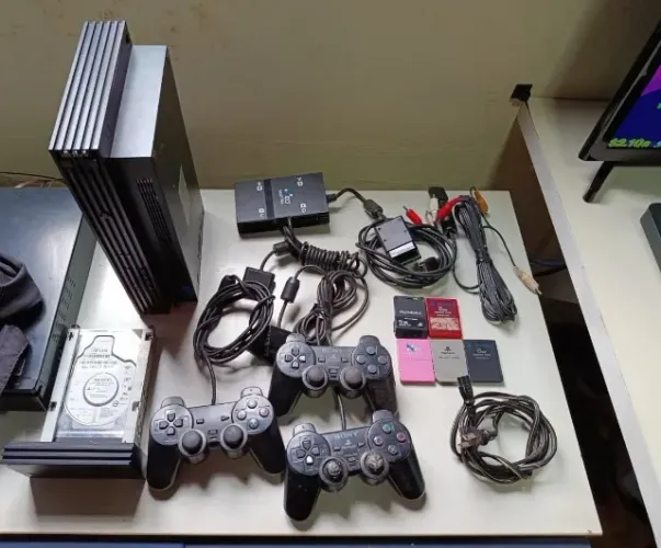 PLAYSTATION 2 FAT artigo para coleção