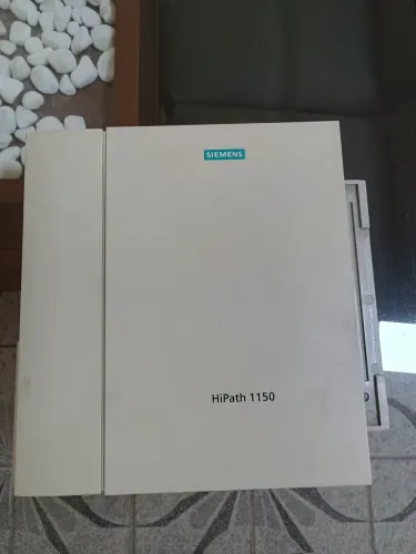 PABX Siemens HIPATH 1150 4 linhas/36 ramais.