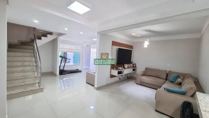 Sobrado à venda em Maringá, Jardim Cidade Monções, com 4 quartos, com 230 m²