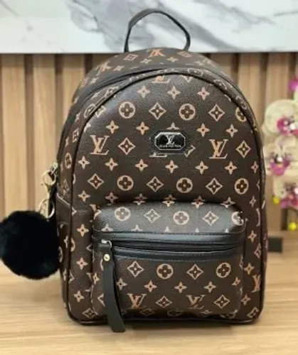 Mochila Louis Vuitton Estampa Floral Unissex (Marrom/Preto) - Confecção Premium