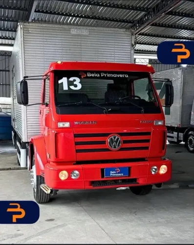 CAMINHÃO VOLKSWAGEN WORKER 13-190 BAÚ