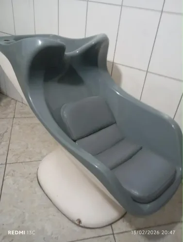 Cadeira para Salão de Cabeleireiro com Lavatório