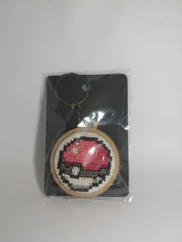 Chaveiro Bordado (Pokebola)