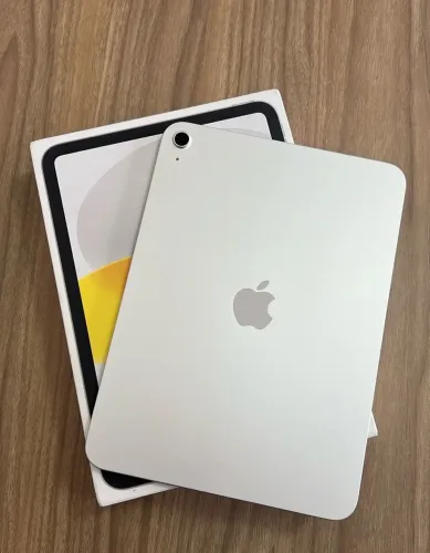 iPad 11 128 GB Novo lacrado + brinde 