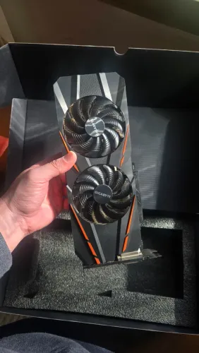 Placa de vídeo Gigabyte GeForce GTX 1060 6GB GDDR5