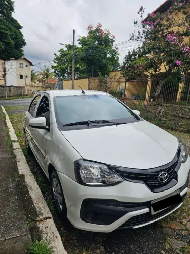 Toyota Etios X 1.3 Flex 16V 5P Mec. 2019