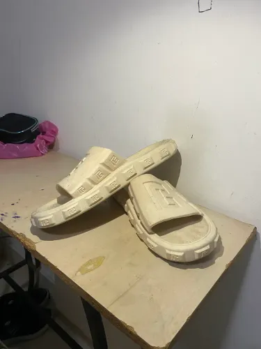 Vendo chinelo da balmim