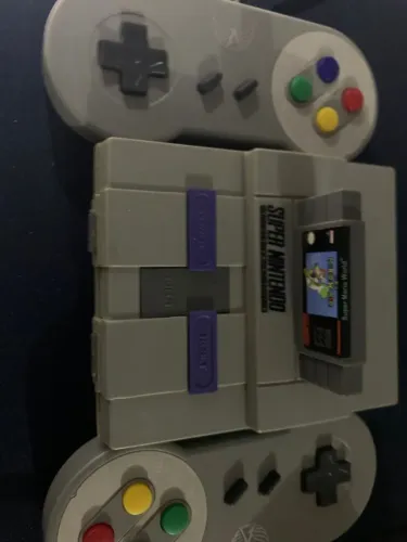 TV Box estilizada Super Nintendo