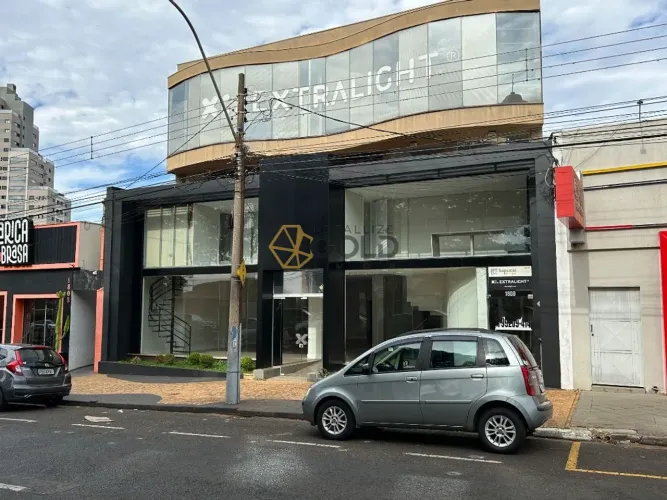 Ponto comercial para locação na Avenida Major Nicácio