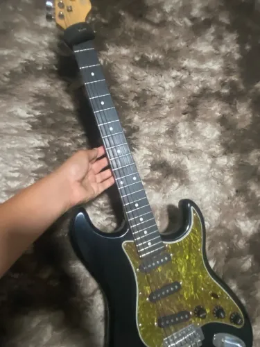 Guitarra - giannini