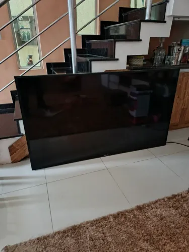 TV Sony Bravia 70" 3D