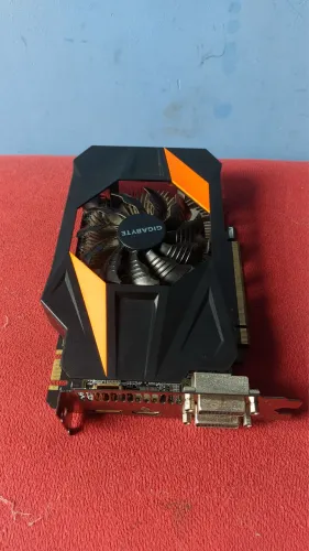 Placa de vídeo GTX 950 2GB Nvidia