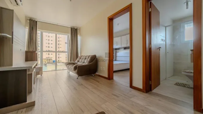 Apartamento exclusivo mobiliado para aluguel no Centro de Pelotas