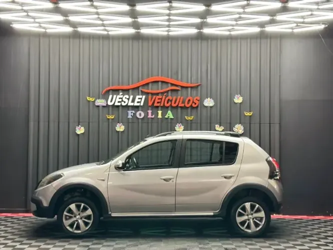 Renault Sandero Stepway Hi-power 1.6 8V 5P 2013