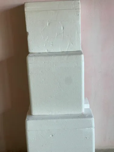 3 caixas de isopor seminovas (aceito cartão)