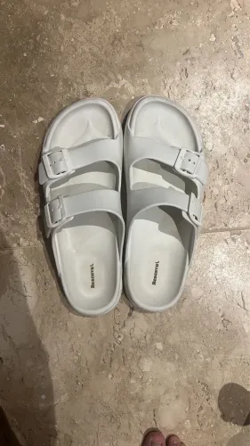 Chinelo reserva