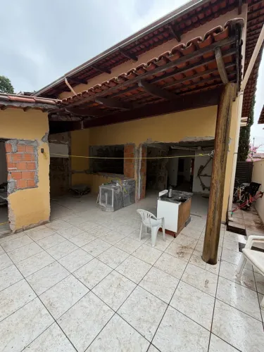 Telha cerâmica colonial doação