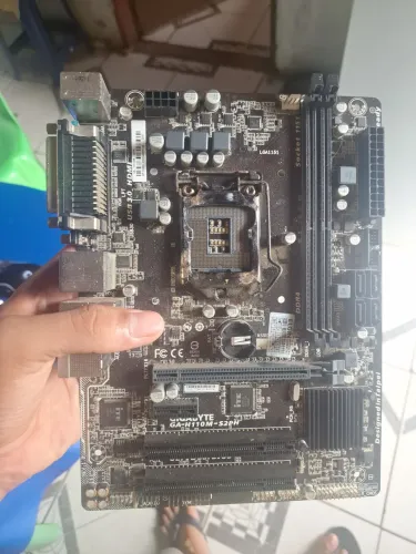 Placa mãe h110