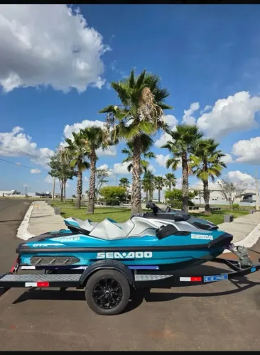 Jet Sky Sea-doo GTX 325