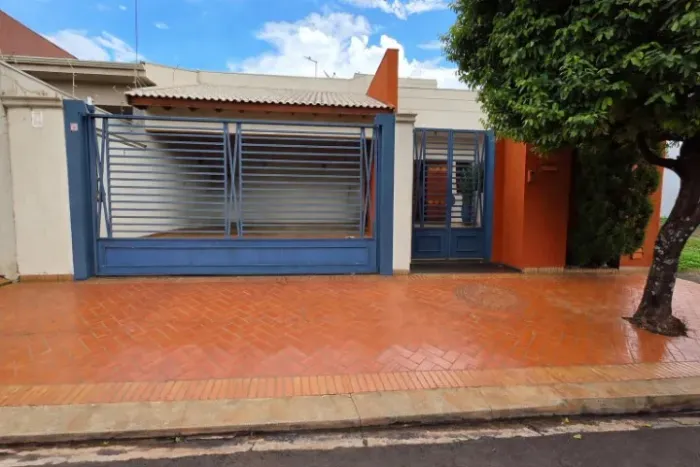 Casa à venda no Jardim Recreio dos Bandeirantes - Sertãozinho/SP