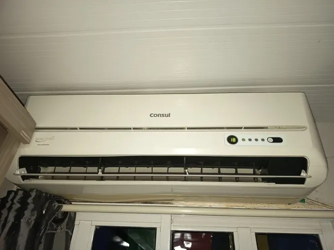 Ar condicionado Consul 12000 BTUs- Valor a negociar
