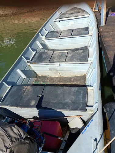 Vendo barco de alumínio 5 metros
