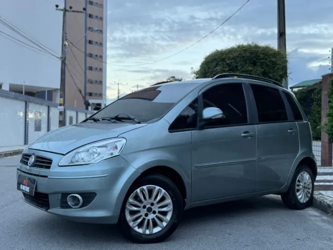 Fiat Idea Attractive 1.4 Fire Flex 8V 5P 2012