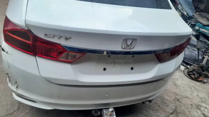 Lanterna traseira do honda city 