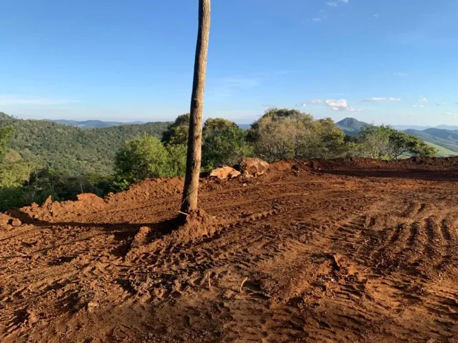 terreno 20 mil m2 em Piracaia SP