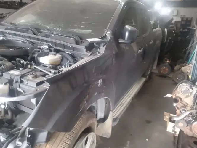 Peças Originais e Acessórios para Nissan Frontier XE - 2025