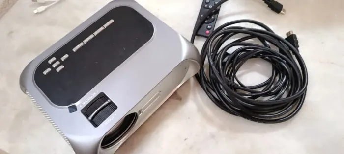Vende-se projetor