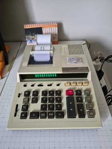Calculadora de mesa Sharp Compet Cs2181