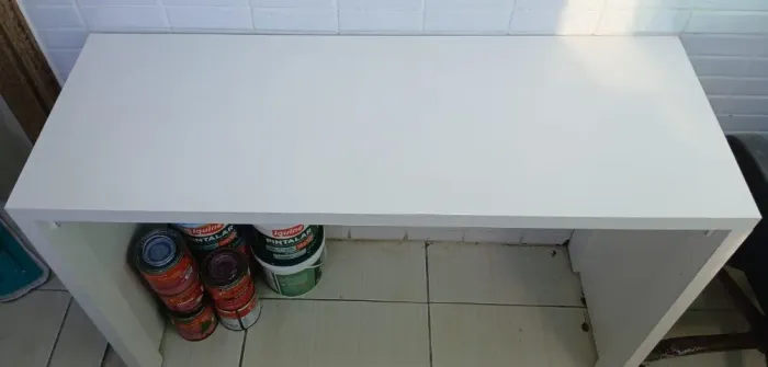 Escrivaninha Branca - Conservada
