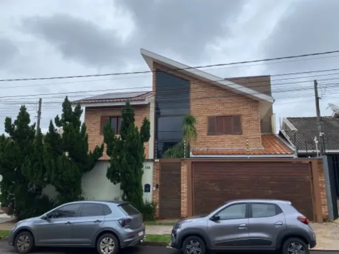 Excelente Casa de Alto Padrão - 312m² | 4 Qts (2 Suítes + Demi), Piscina, Área Gourmet