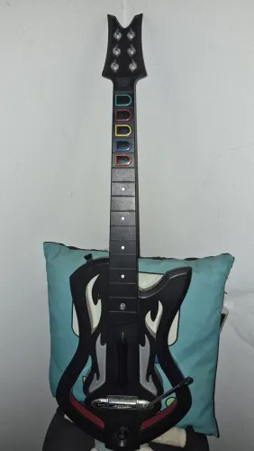 Guitarra Warriors of Rock ps3 Guitar Hero Rock Band com dongle