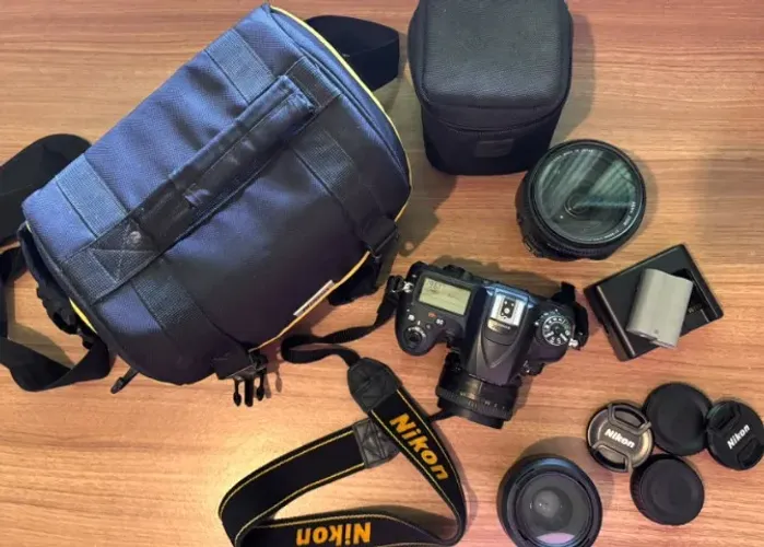 Câmera Fotográfica Nikon D7200 + 3 lentes + Acessórios - R$ 4.600