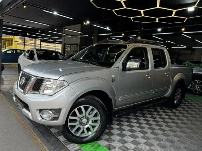 Nissan Frontier SL CD 4X4 2.5tb Diesel AUT 2013