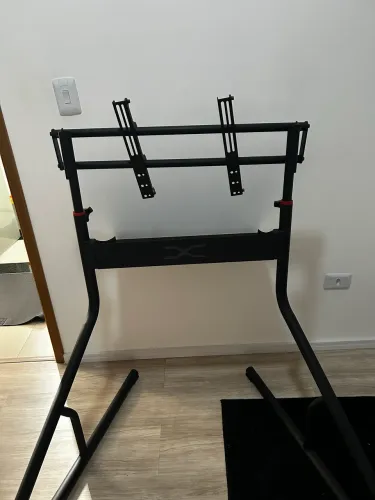 Suporte Para 01 Tela Com Porta Pc/Console - Extreme Simracing