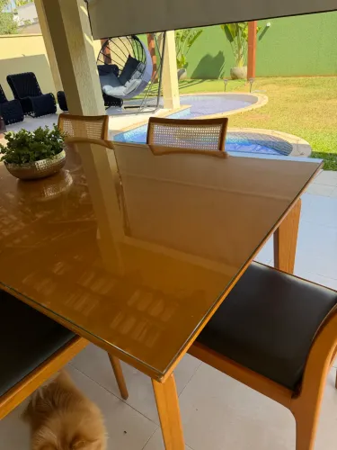 Vende-se mesa semi nova R$ 5.000,00