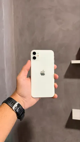 iPhone 11 128gb (com garantia)